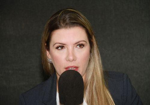 A prefeita Elisa Araújo declarou que recebeu a notícia da renúncia com serenidade e compreensão (Foto/Arquivo)