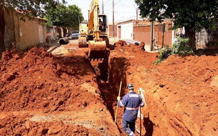 Troca de rede teve início em agosto pela avenida da Saudade e ruas do conjunto Sete Colinas. Foto/Divulgação ( )