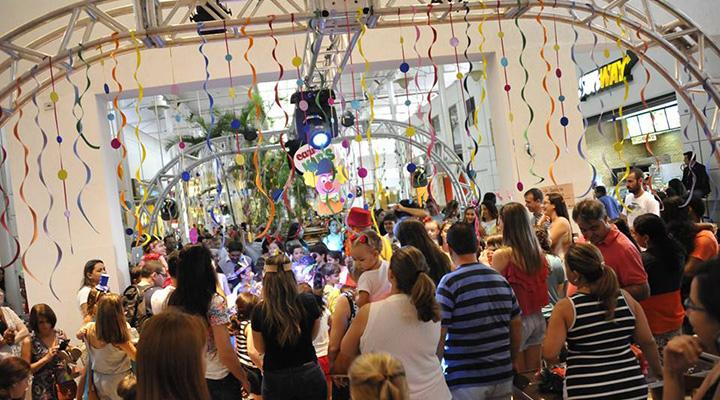 O Carnaval deve sair dos locais fechados e retornar com bloquinhos de rua no ano que vem (Foto/Arquivo JM) ( )