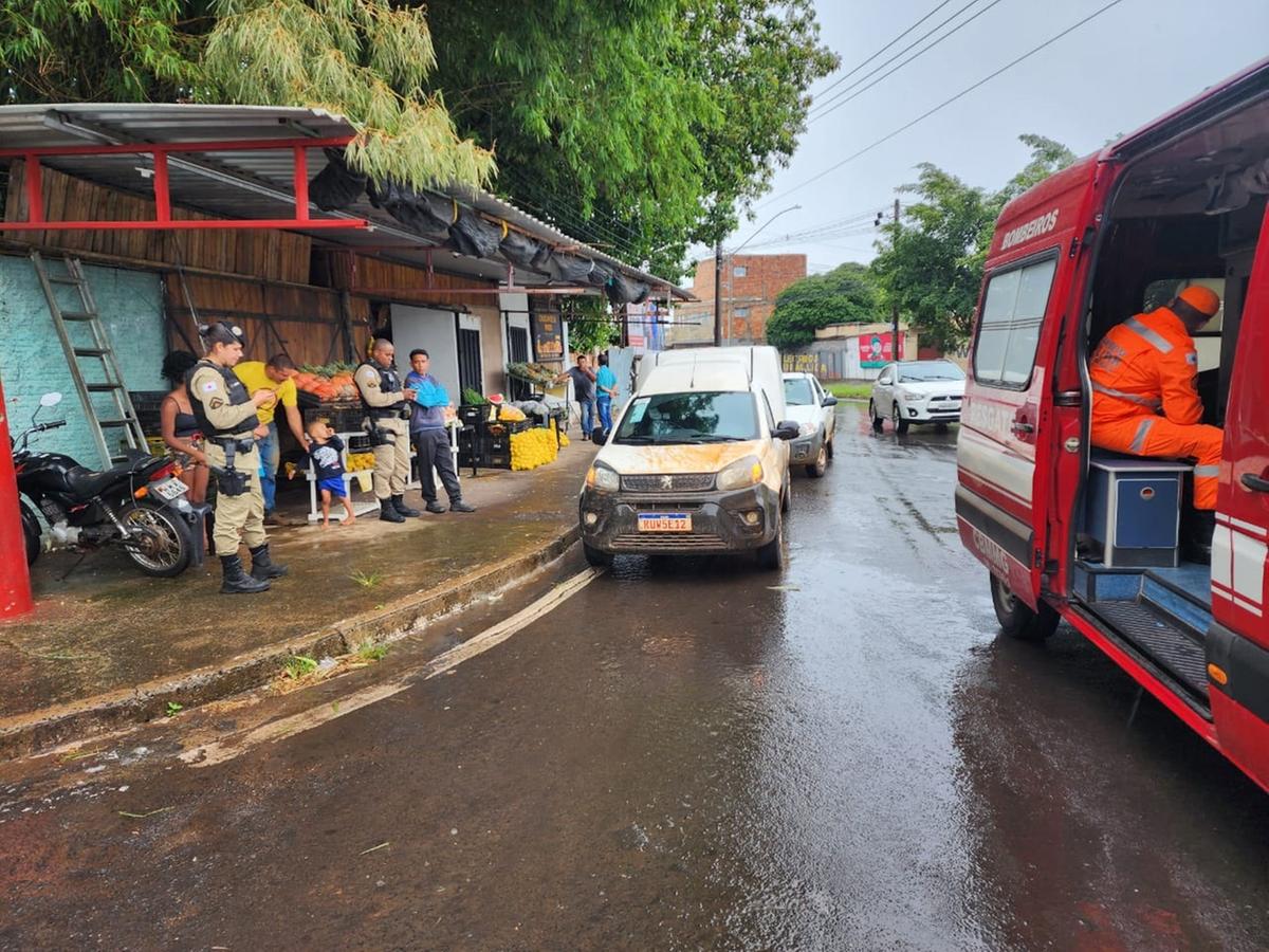 Equipe de salvamento chegou primeiro e começou os primeiros socorros até a chegada do resgate (Foto/Divulgação)