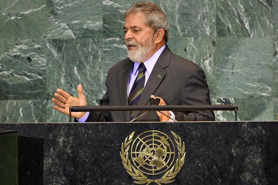 Lula discursa na Assembleia Geral da ONU, em 2003, durante seu primeiro mandato presidencial  (Foto/Divulgação/PT.org.br)