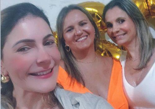 Ana Claudia, Stella e Ana Paula Marega eram pura animação na passagem de ano&nbsp;