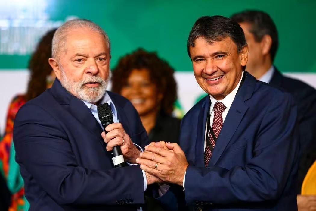 O presidente da República, Luiz Inácio Lula da Silva (PT), e o ministro do Desenvolvimento e Assistência Social, da Família e do Combate à Fome, Wellington Dias (Foto/Marcelo Camargo/Agência Brasil)