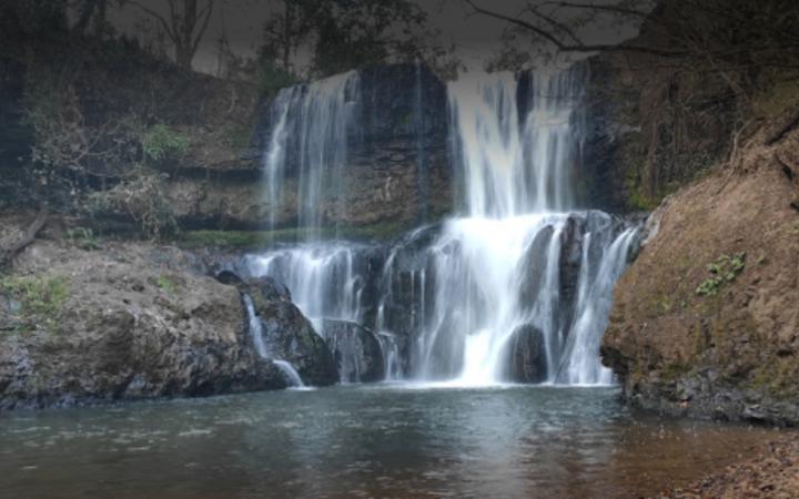 Cachoeira localizada no bairro rural Peirópolis, em Uberaba (Foto/Reprodução)