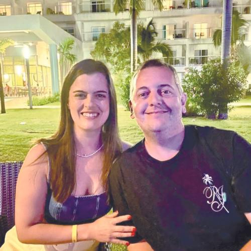 Isabela Cavicchioli e Paulo Fernando Derenusson em dias de muito amor em Punta Cana ()