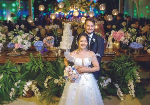 Os felizes noivos do dia 14, Gabriela Fujikava e Guilherme Galhardi (Fotos/Alex Pacheco)