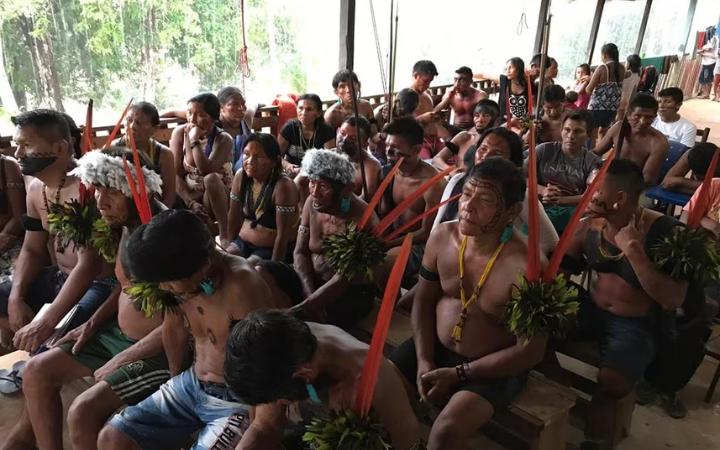 Assembleia com comunidade Yanomami (Foto/Ana Amélia Gontijo Hamdan)