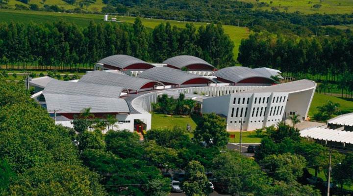 Hospital Veterinário da Uniube, em Uberaba (Foto/Arquivo JM)