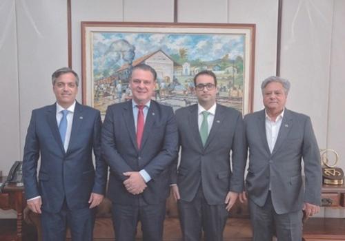 Gabriel Garcia Cid esteve em Brasília e visitou o ministro da Agricultura e ainda o Instituto Pensar Agro e a Confederação da Agricultura e Pecuária do Brasil (Foto/Arquivo Pessoal)