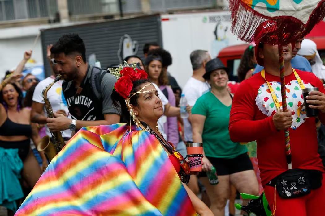Brasileiros dizem que vão aproveitar o carnaval para descansar, aponta pesquisa do Google (Foto/Fernando Frazão/Agência Brasil)