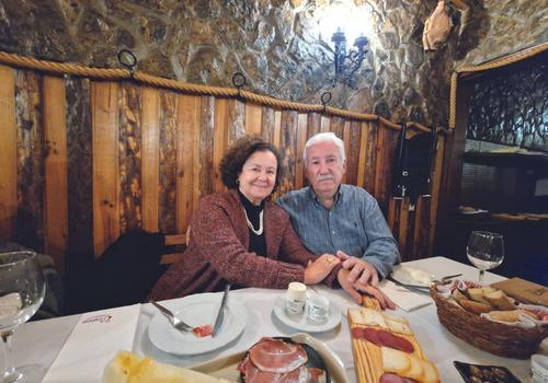 Virgínia Cecílio e Humberto Resende foram para Portugal para comemorar seus 50 anos de união (Foto/Arquivo Pessoal)