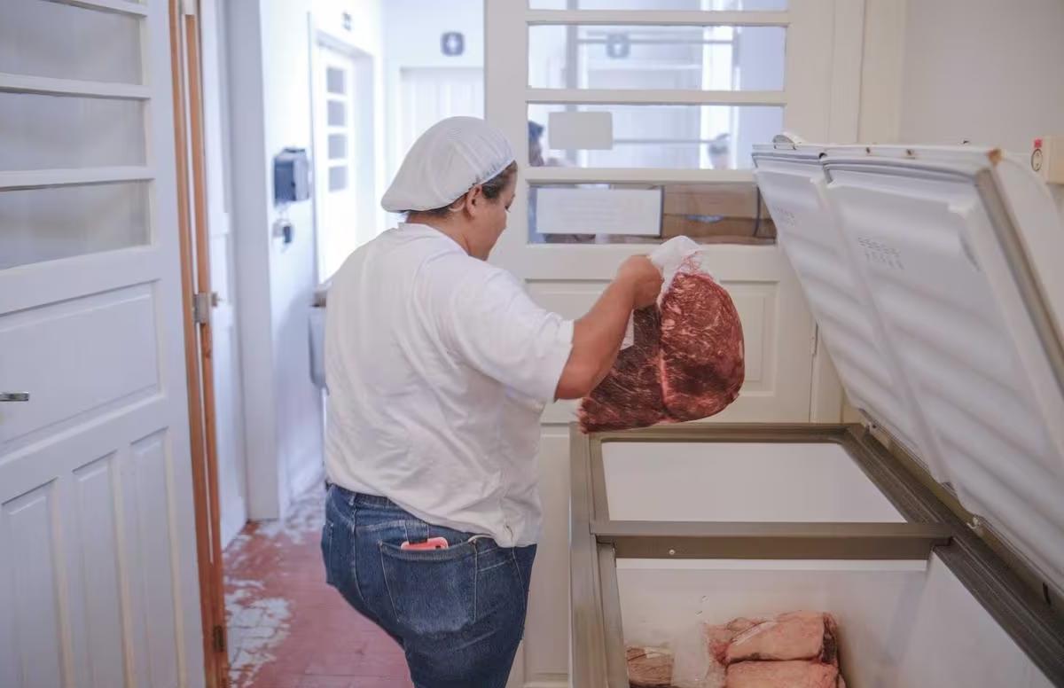 Carnes foram congeladas até o início das aulas da graduação (Foto/UEPG/ Divulgação)