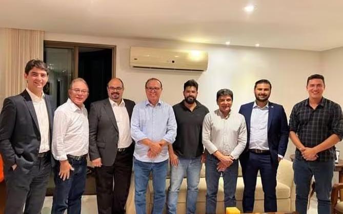 Bancada do PSD começou a se aproximar do governo Zema ainda em novembro de 2022, quando se reuniu com o vice-governador, Mateus Simões (PSD) e o secretário de Governo, Igor Eto (Novo) (Foto/Reprodução/Instagram Douglas Melo)