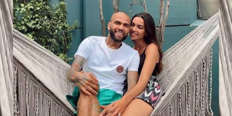 Joana Sanz e Daniel Alves estão juntos há sete anos. Por meio de seu perfil no Instagram, a modelo negou que tenha iniciado o processo de separação (Foto/Tikitakas)