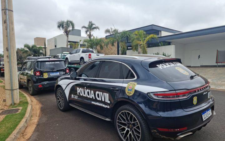 Prisão do empresário se deu em sua casa, em condomínio de luxo, onde também foram apreendidos carros de luxo, adquiridos ilicitamente (Foto/Jairo Chagas)