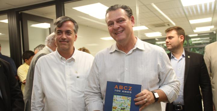 Ministro da Agricultura, Carlos Fávaro, reuniu-se ontem em Uberaba com lideranças do agronegócio (Foto/Jairo Chagas)