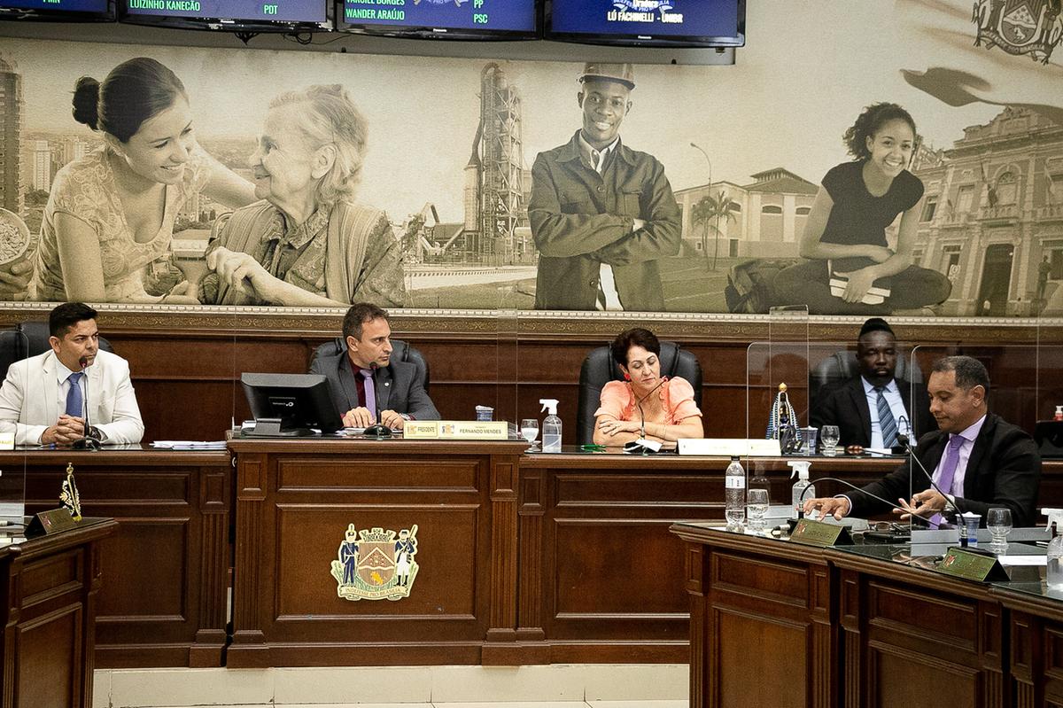 Agora os servidores da Câmara de Uberaba receberão o salário reajustado em 10% no fim de fevereiro, junto com a diferença retroativa a 1º de janeiro (Foto/Rodrigo Garcia/CMU)