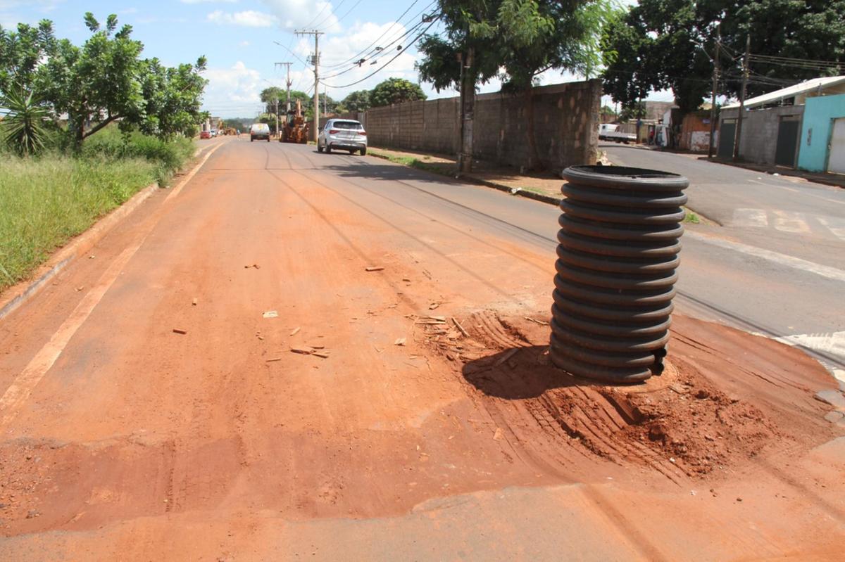 Obra na avenida Canaã (Foto/Jairo Chagas)