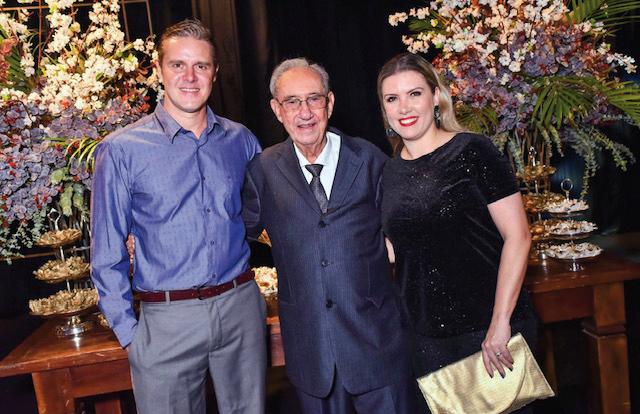 Gilberto Rezende e a prefeita de Uberaba, Elisa Araújo e Juliano Arantes (Foto/Paulo Lúcio)