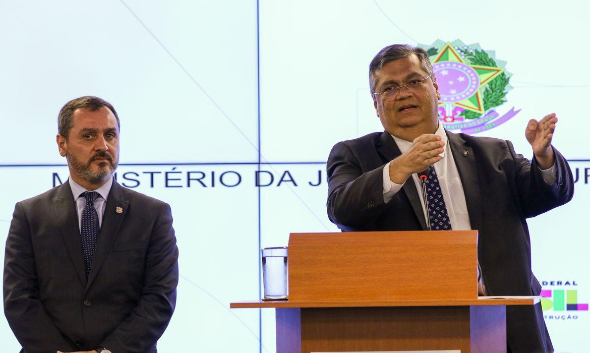 Ministro da Justiça, Flávio Dino cobra andamento de investigações sobre militares (Foto/Fábio Rodrigues/Agência Brasil)
