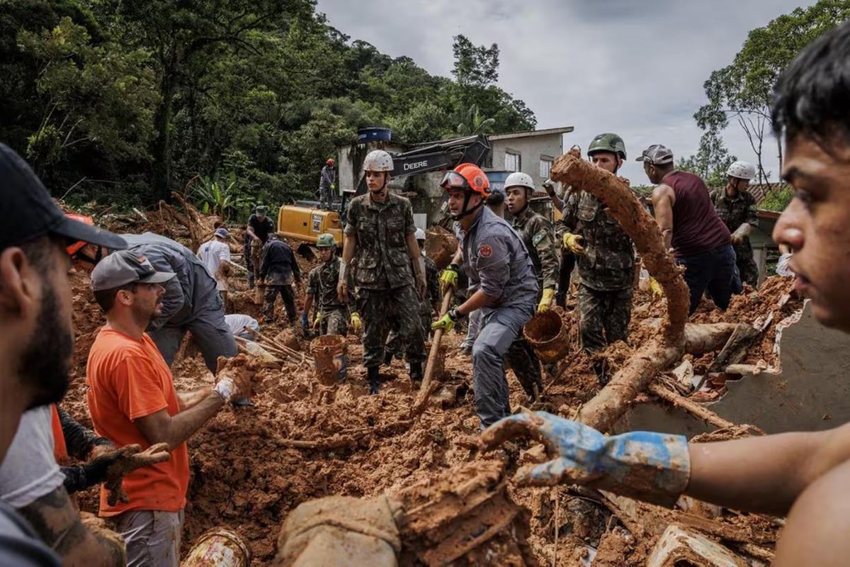 São Sebastião (SP) foi atingida por temporal (Foto/Bruno Santos/Folhapress)