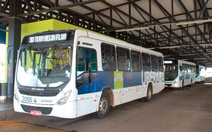 Ônibus do Transporte Coletivo de Uberaba (Foto/Arquivo JM/Jairo Chagas)