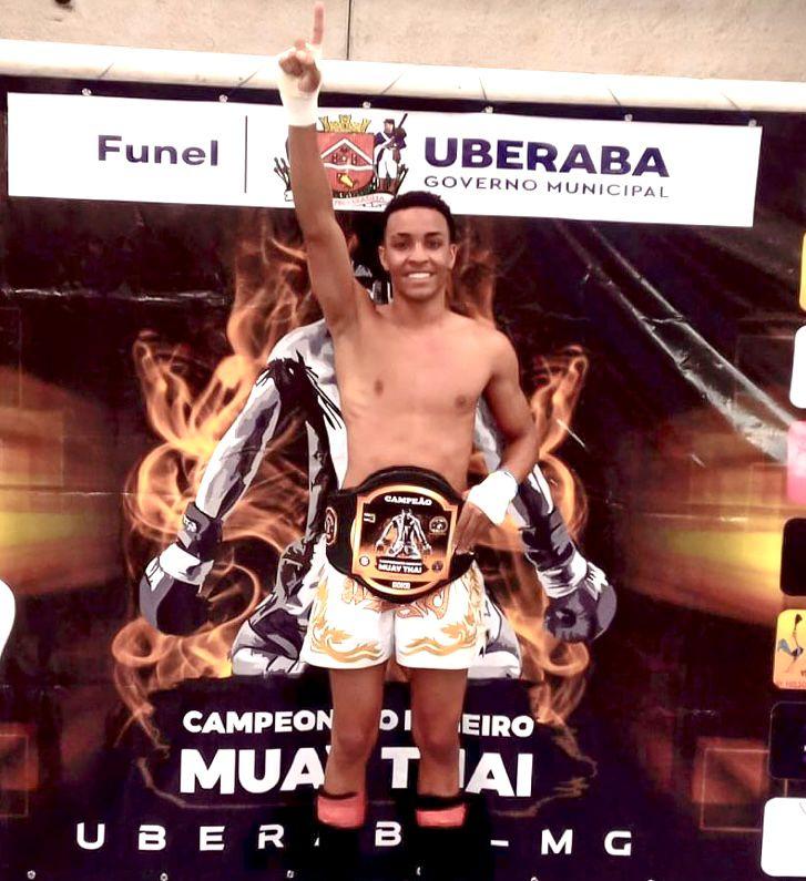 Aluno da FETI é campeão mineiro de muay thai (Foto/Divulgação)