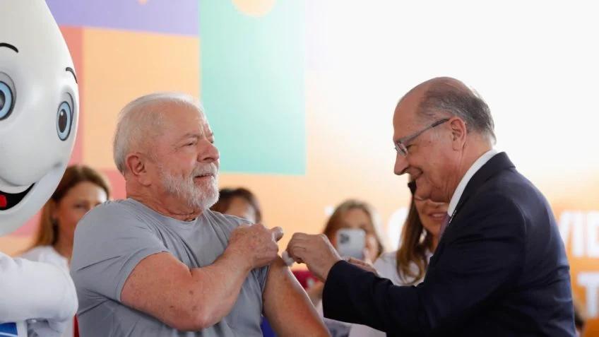 Geraldo Alckmin vacina Lula (Foto/Ricardo Stuckert)