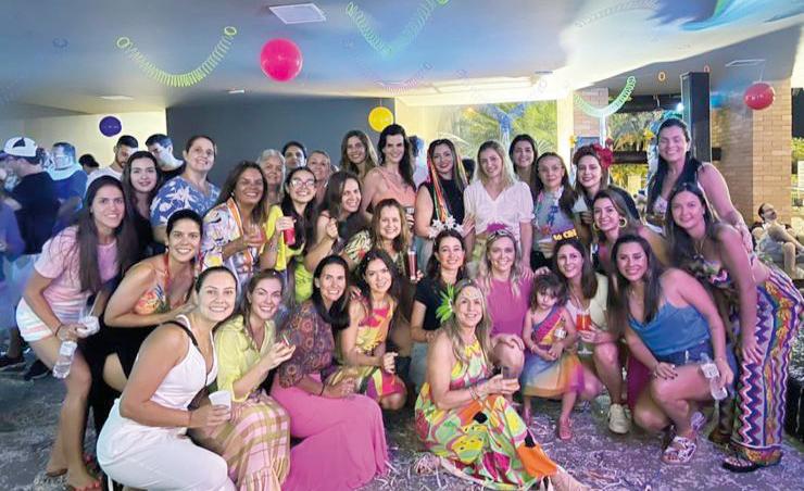 Os animados moradores do Dahma II fizeram a festa e aproveitaram o fim de semana para se despedir do carnaval em grande estilo e com muita animação (Foto/Arquivo Pessoal)