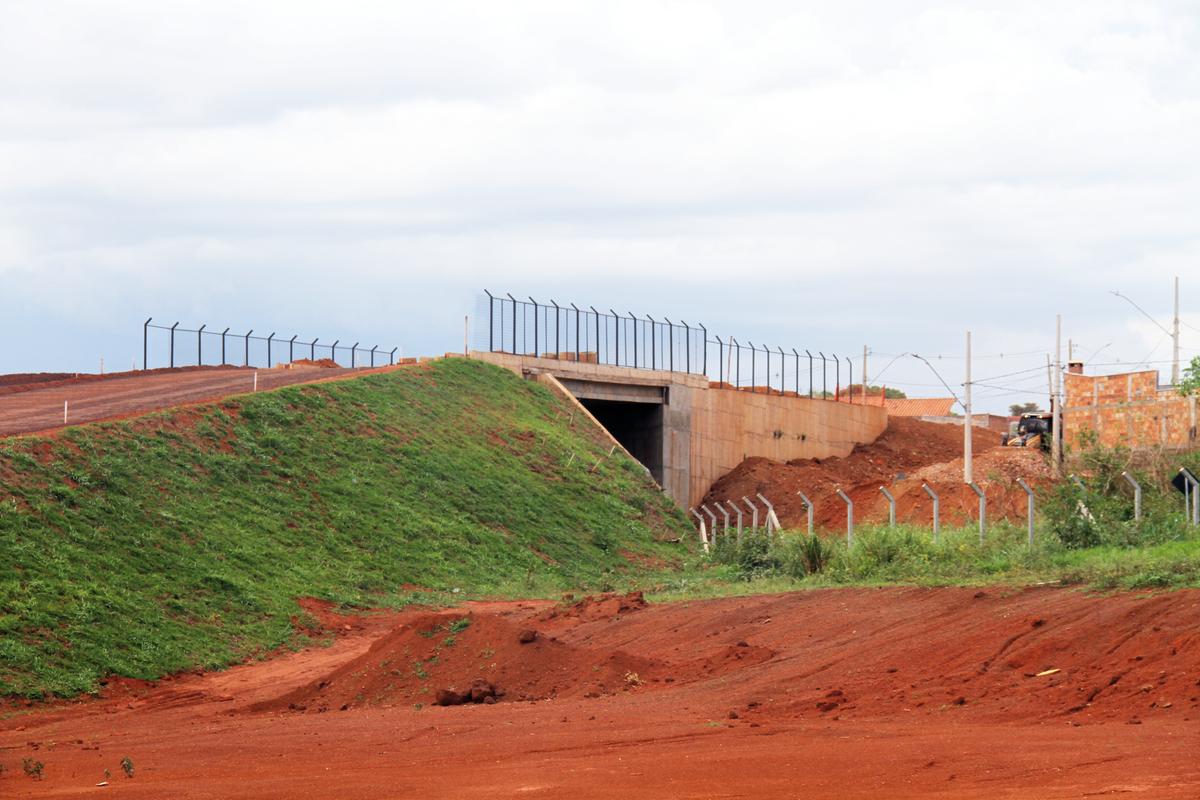 Conclusão das obras do Viaduto do Cyrela só depende de uma trégua nas chuvas de verão (Foto/Reprodução)