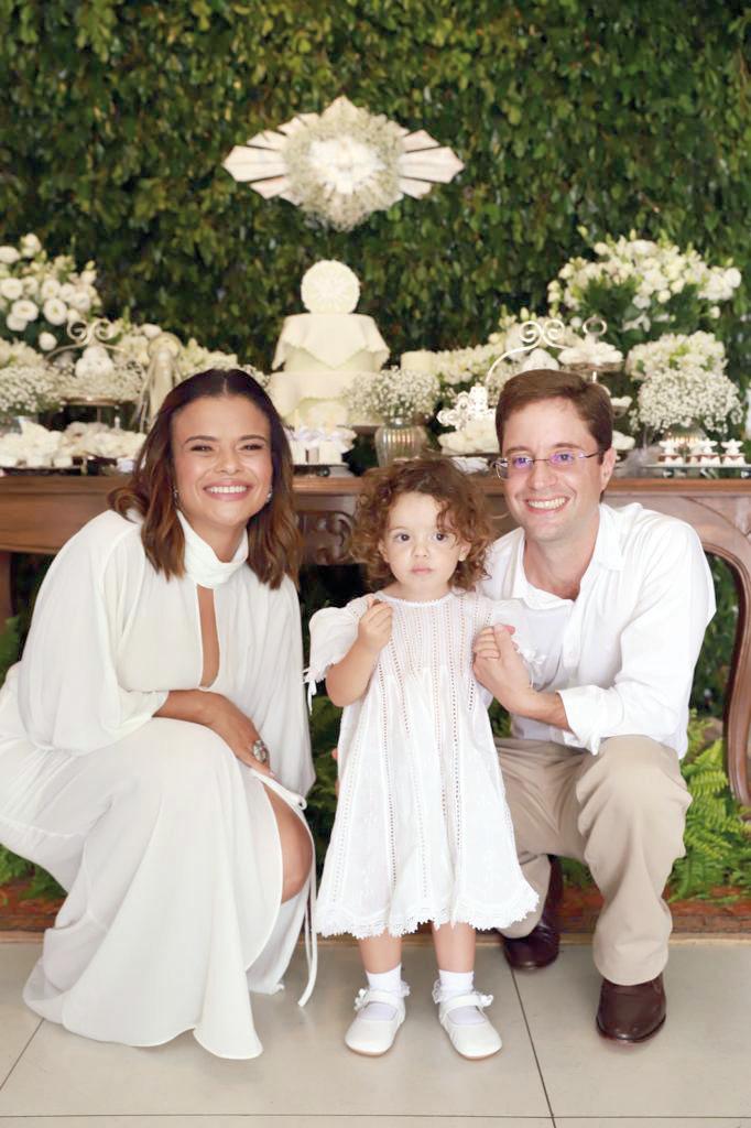Tiago Andrade e Viviane comemoraram os 2 aninhos e o batizado da fofa Luísa (Foto/Babi Magela)