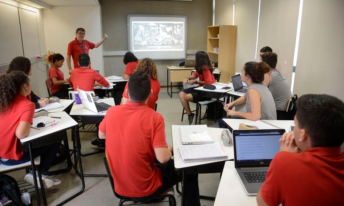 Especialistas pedem revogação do novo ensino médio (Foto/Tomaz Silva/Agência Brasil)