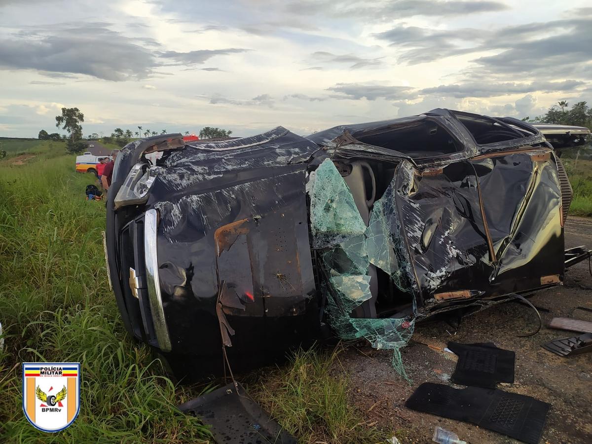 Capotamento deixa mulher em estado grave (Foto/Polícia Militar Rodoviária)