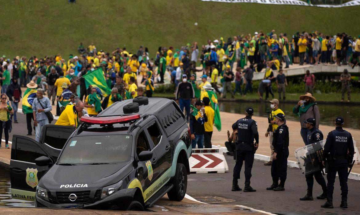 Desta vez, todos os libertados são homens (Foto/Joedson Alves/Agência Brasil)