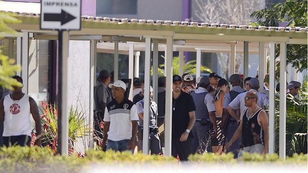 Invasão do CT do Corinthians (Foto/Reprodução)