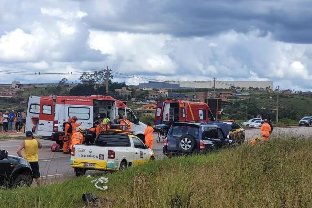 O acidente ocorreu no começo da tarde deste sábado (18) (Foto/CBMMG/Divulgação)