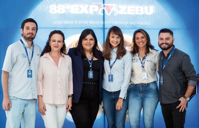 Equipe de comunicação da ABCZ, fundamental para o sucesso dos eventos deste 2023- Breno Videira, Vaniana Helou, Joyce Rodrigues, Thaís Ferreira, Érika Machado e Eduardo Idaló (Foto/Arquivo Pessoal)