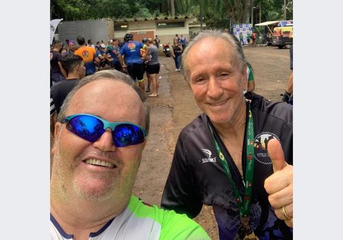 Encontro de dois “ex”, apaixonados por ciclismo. (Foto/Arquivo Pessoal)