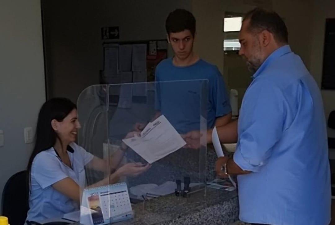 Túlio formaliza representações no Ministério Público (Foto/Divulgação)