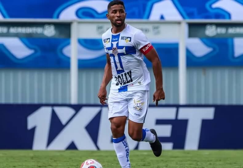 A ideia do clube é que o jogador possa jogar pelo menos o segundo jogo da final (Foto/Leonardo Lima/Água Santa)