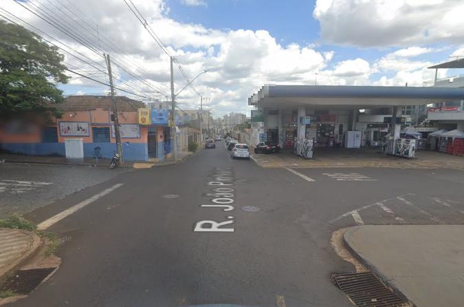 Assalto na aconteceu na rua João Pinheiro (Foto/Google Maps)