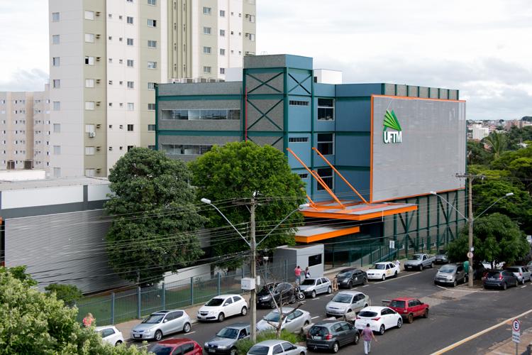 Prédio da UFTM, na avenida Getúlio Guaritá (Foto/Divulgação)