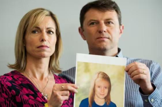 Kate e Gerry McCann ainda têm esperança de encontrar a filha desparecida em 2007, em Portugal (Foto/Reprodução/Redes Sociais)