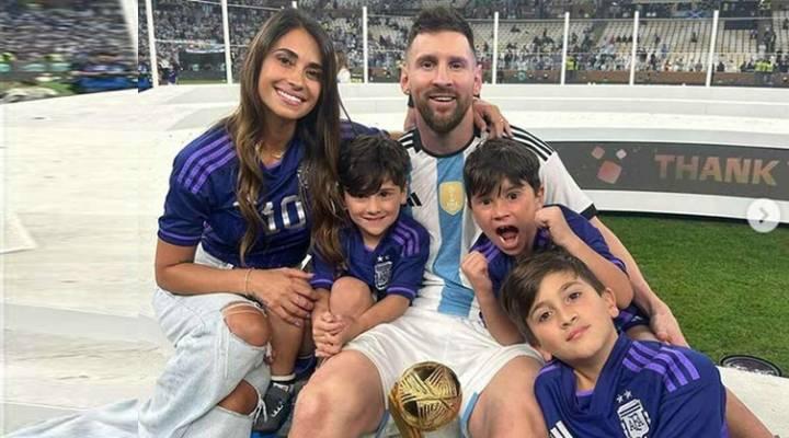 O campeão mundial e ídolo da Argentina está perto de ter um novo rumo na carreira como jogador profissional (Foto/Instagram/Antonela)