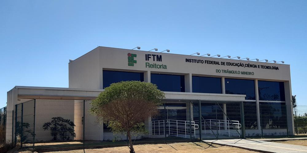 IFTM - Instituto Federal do Triângulo Mineiro - Vestibular Ensino Superior  - 2013 (Inverno) - Com Gabarito - Vestibular