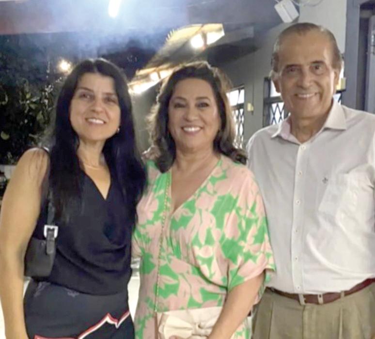 Nova e revitalizada sede do IEATM homenageou o engenheiro Eleiçon Mariano, na foto com sua esposa Ana Maria e a presidente do Instituto, Alê Roso (Foto/Arquivo Pessoal)