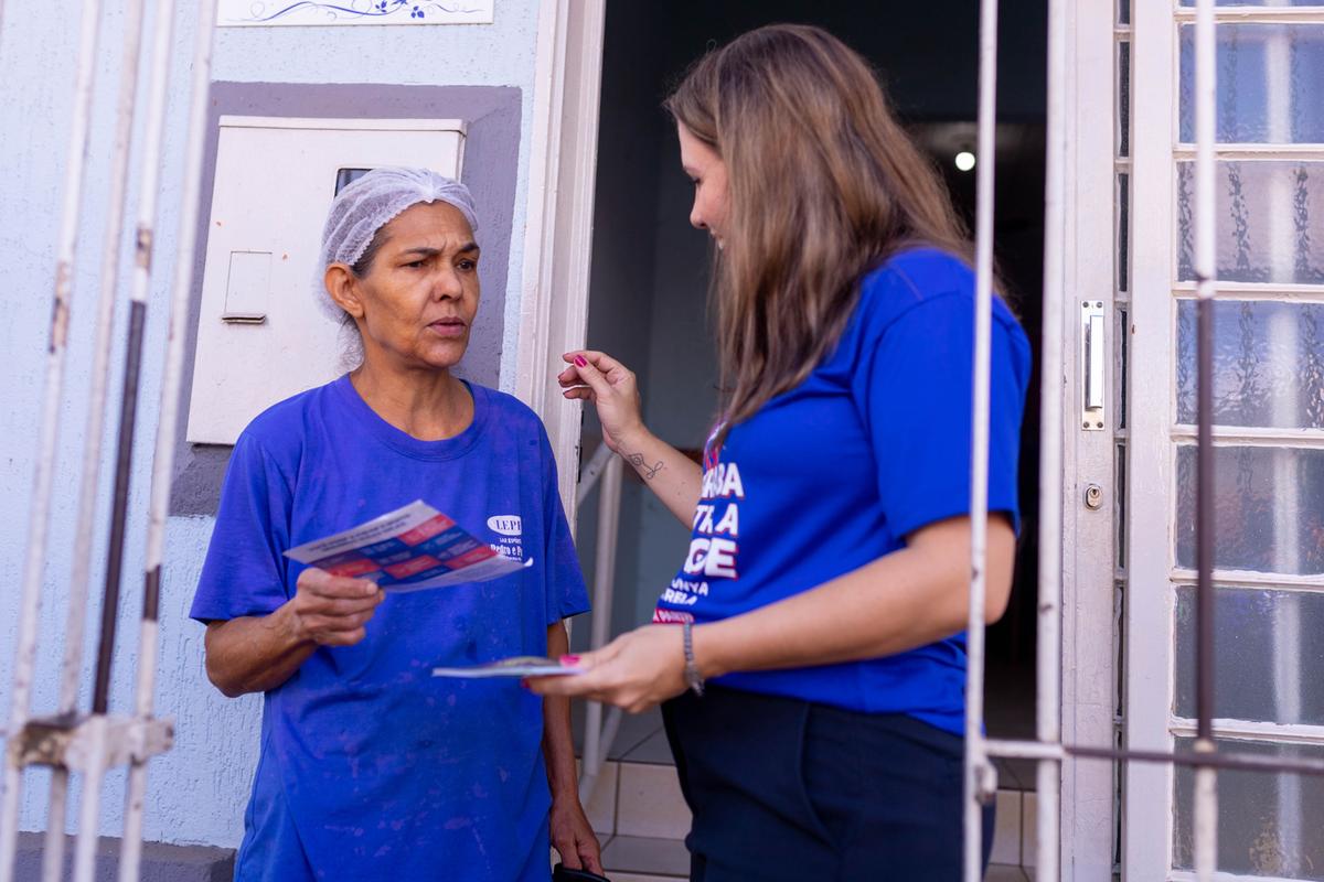 Prefeita Elisa participou de projeto piloto Cuidando de seu Bairro no fim de semana, quando anunciou a obra da avenida Padre Eddie Bernardes (Foto/Divulgação)