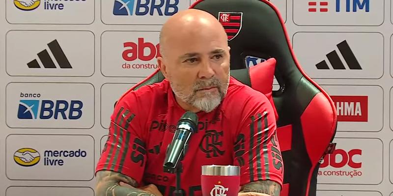 Sampaoli mostrou-se confiante em resgatar a força do Flamengo após algumas decepções neste começo de 2023. (Foto/Youtube Flamengo)