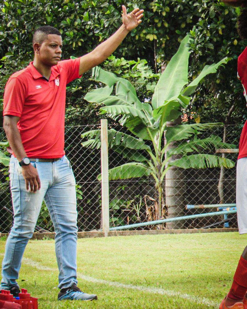 Djavan quer um Santa Marta ofensivo (Foto/Divulgação)