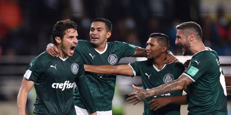 Tanto Veiga quanto Rony estão sem jogar desde a conquista do título paulista, no dia 9 de abril (Foto/Mathew Childs)